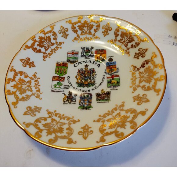 Vintage Paragon Cup & Saucer Canadian Provinces Coats of Arms 1960's  set of 2 - Picture 4 of 12